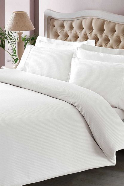 Tac Cift Kisilik Premium Basic Nevresim Takimi Stripe Beyaz Trendyol