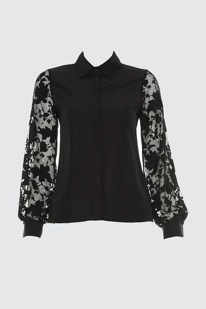 Trendyolmilla Siyah Kollari Tul Detayli Gomlek Twoss20go0315 Trendyol