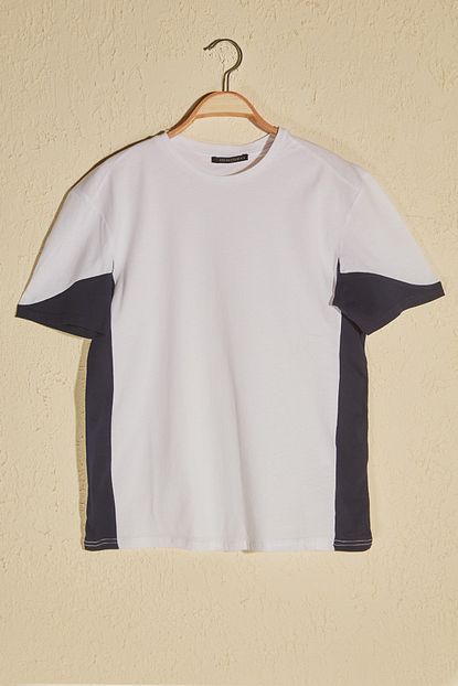 Trendyol Man Beyaz Erkek Baskili T Shirt Tmnss20ts0623 Trendyol