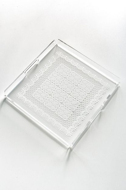 Queen Bee Istanbul Dantel Desenli Pleksi Tepsi 25cm X 25 Cm Trendyol