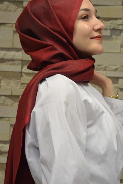 Kroren Ipek Gorunumlu Sal Siyah Kirmizi Trendyol