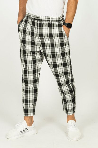 berm collection erkek siyah beli lastikli cropped ekose pantolon fiyati yorumlari trendyol