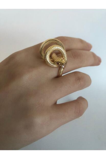 Petrichor Kadin Gold Yilan Figurlu Yuzuk Trendyol