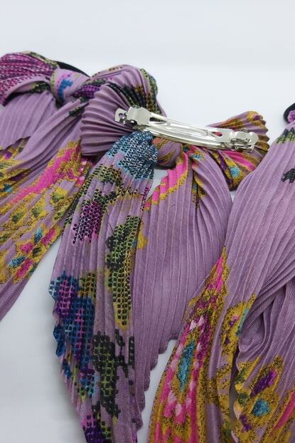 Ananas Accessories Kadin Desenli Piliseli Fularli Sac Lastigi Toka 3 Lu Set En Guzel Hediye Fiyati Yorumlari Trendyol
