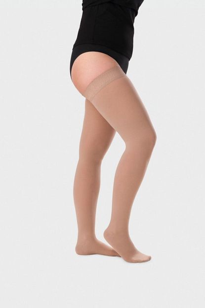 Juzo Unisex Ten Rengi Silikon Kenarlikli Kasik Varis Corabi Trendyol