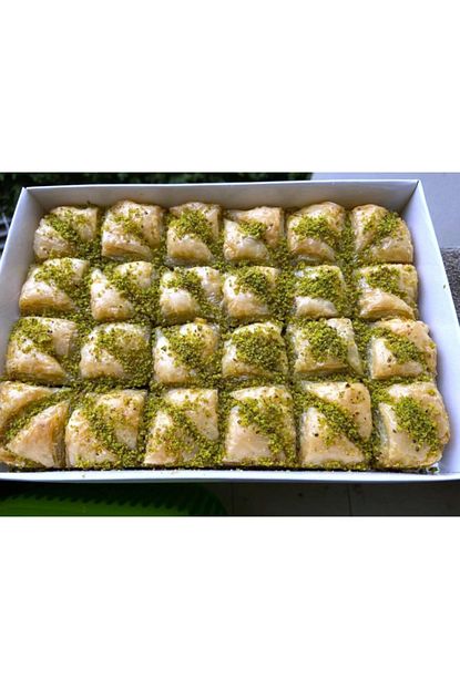 huseyinoglu baklava borek fistikli beyaz baklava 3 5 kg tepsi damat baklavasi fiyati yorumlari trendyol