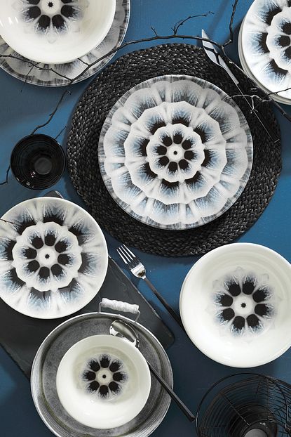 Kutahya Porselen Nanoceram 24 Parca Yemek Seti 89014 Trendyol