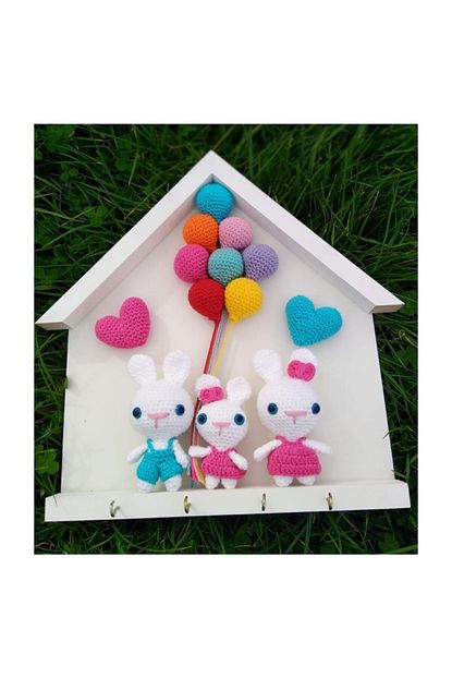 duvar anahtarlik amigurumi oyuncakli anne baba cocuk tavsan