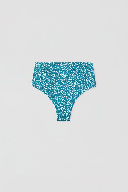 Pull Bear Kadin Orta Yesil Yesil Cicek Desenli Yuksek Bel Bikini Alti 05801316 Trendyol