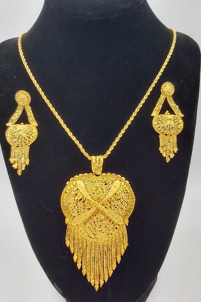 Alzey Gold Imitasyon Altin Kaplama Hint Ici Gerdanlik Kupe Set Trendyol