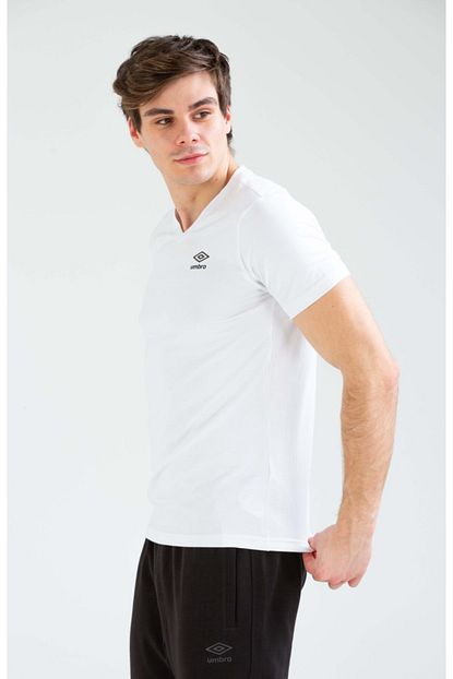 Umbro Erkek T Shirt Slimfit Tf 0055 Saun Basic Trendyol