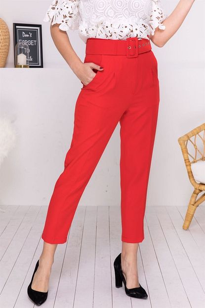 Stock Kemerli Havuc Pantolon Kirmizi Kemerli Havuc Pantolon Trendyol