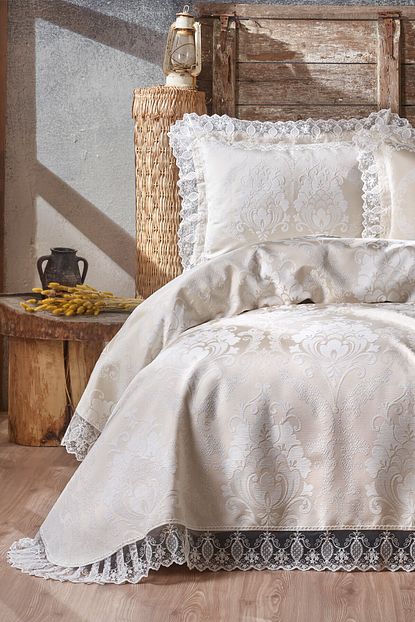 Birhome Begonya Dantel Yatak Ortusu Krem Trendyol
