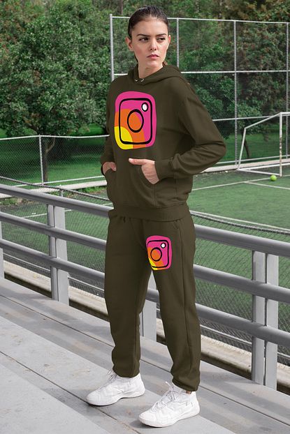 Angemiel Wear Rengarenk Instagram Logosu Kadin Esofman Takimi Yesil Kapsonlu Sweatshirt Yesil Esofman Alti Trendyol