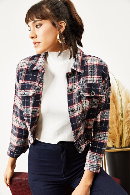 Olalook Kadin Lacivert Cepli Dugmeli Bel Ustu Kase Ceket Ckt 19000233 Fiyati Yorumlari Trendyol