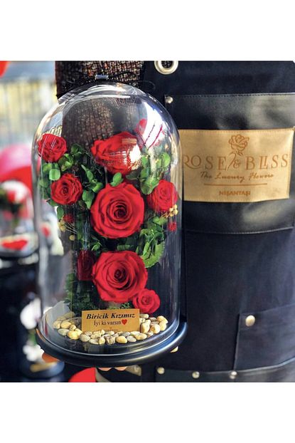 Rose And Bliss Cam Fanusta Red Love Kirmizi Solmayan Gul Aranjman Trendyol