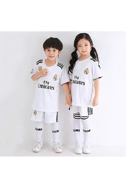 Activewear Erkek Cocuk Real Madrid Futbol Forma Ve Sort Takim Trendyol