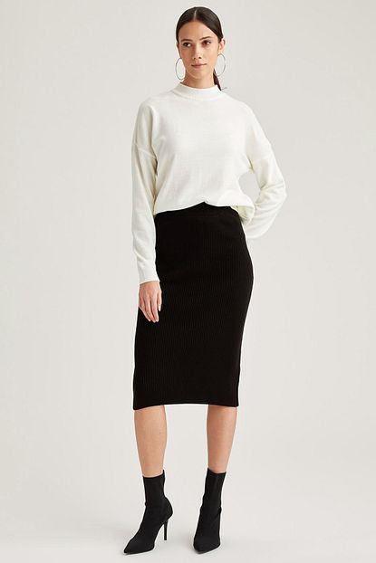 defacto beli lastikli slim fit triko