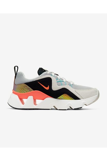 Nike Kadin Beyaz Blok Renkli Ryz 365 Spor Ayakkabi Cw2658 001 Trendyol