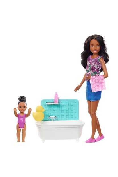 mattel barbie bebek bakicisi bebegi minik bebekler ve banyo aksesuarlari fiyati yorumlari trendyol