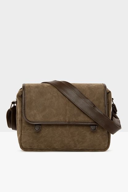 Bagmori Vizon Unisex Kapakli Nubuk Postaci Capraz Canta M000004423 Trendyol