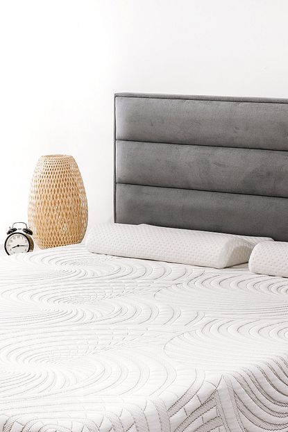 Visko Love Therapy S Boyun Destekli Ortopedik Visco Yastik Trendyol