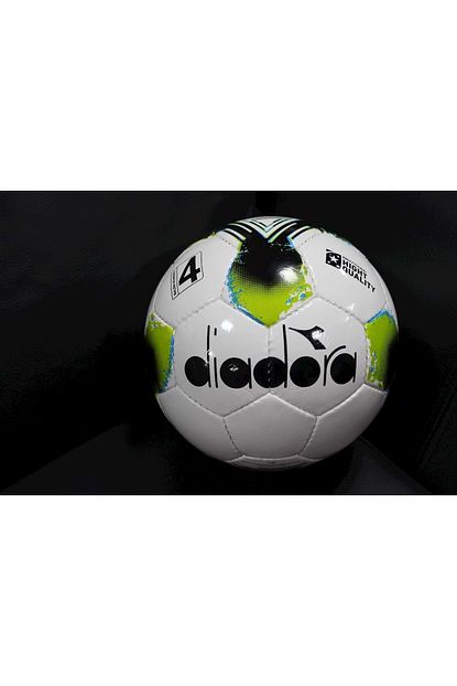 Diadora Diadora Forte Prof Futbol Topu Yesil No 4 Trendyol