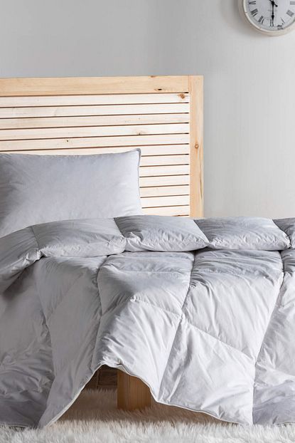 Doqu Home Tek Kisilik Pamuk Kumas Kaz Tuyu Yorgan Fiyati Yorumlari Trendyol