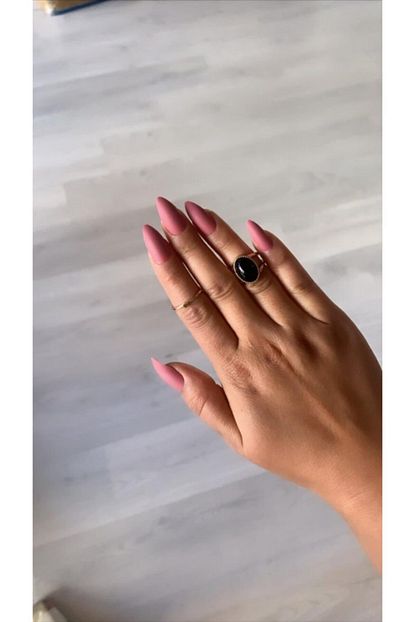 Suzan Peruk 24 39 Lu Kombin Takma Tirnak Ozel El Yapimi Tasli Seri 1007a Trendyol