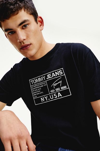 Tommy Hilfiger Erkek Gold Embroidery Logo T Shirt Dm0dm07848 Trendyol