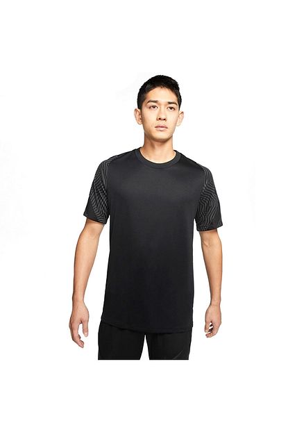 Nike Erkek Siyah Tisort Cd0570 010 Dri Fit Strike Trendyol