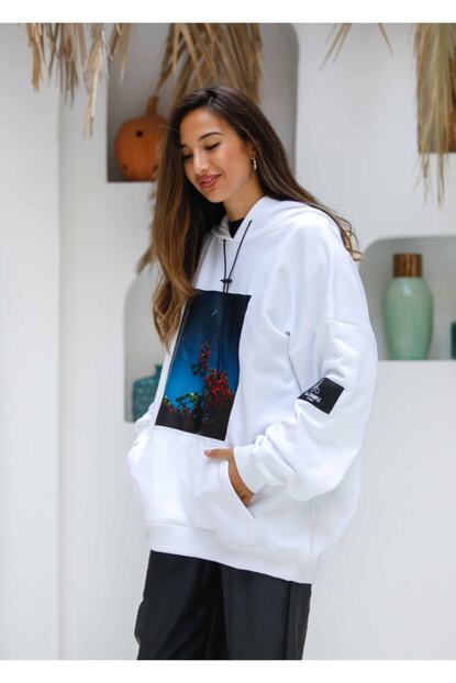 The All Brands Kadin Renkli Baskili Oversize Sweatshirt Trendyol