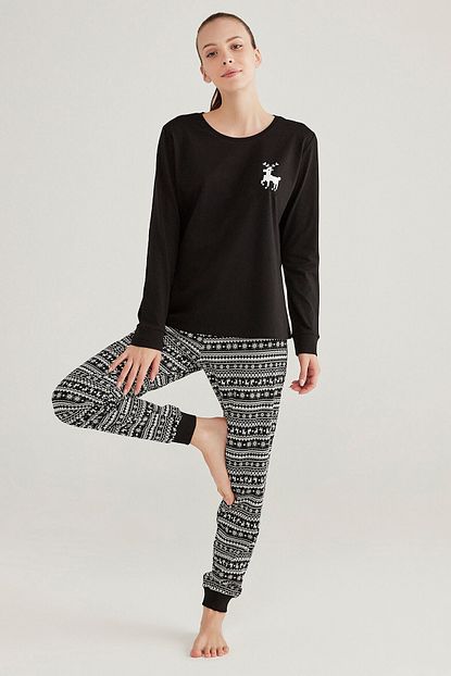 hong kong korkutucu penti siyah pijama