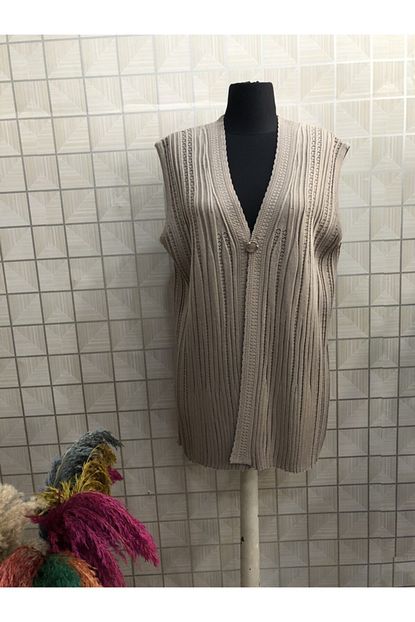 papatya butik kadin orgu dugme detayli