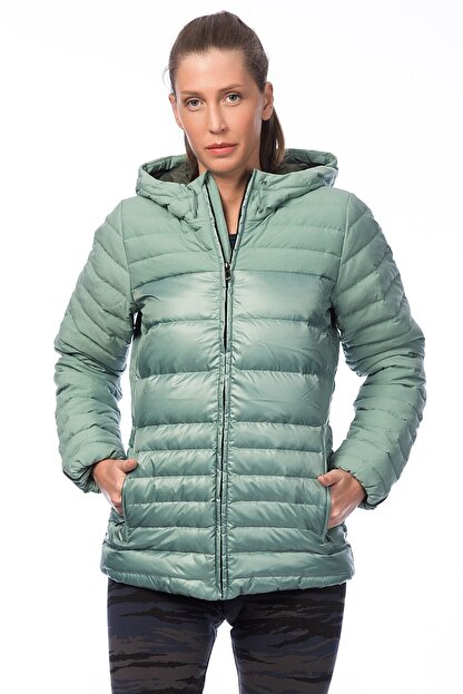 Adidas Kadin Mont Cozy Down Jkt Ax8304 Fiyati Yorumlari Trendyol