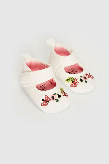 Lc Waikiki Kiz Bebek Patik Trendyol