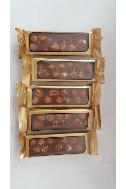 Sekeron Patisserie Beyoglu Cikolatasi 30 Gr Kutlu Sutlu Ve Findikli Trendyol