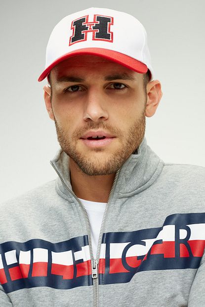 Tommy Hilfiger Erkek H Logolu Beyaz Sapka Trendyol