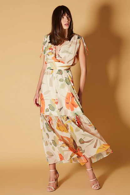 Ipekyol Kadin Bej Cicek Desen Sifon Elbise Is1200002483003 Trendyol