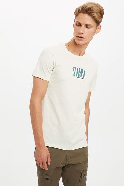 Defacto Erkek Ekru Baskili Slim Fit T Shirt R0330az 20hs Er78 Trendyol