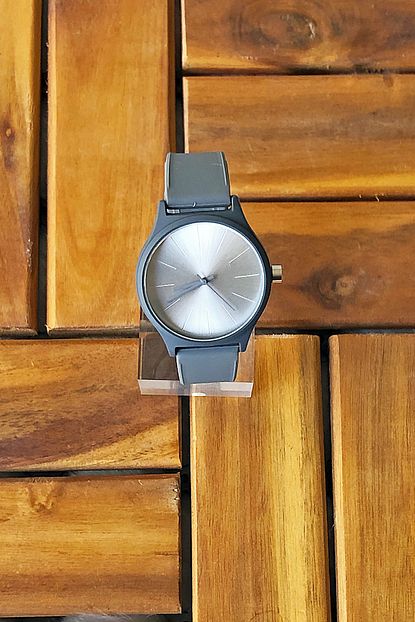 Ricardo Saat Unisex Gri Silikon Kordon Analog Kadin Erkek Kol Saati Trendyol