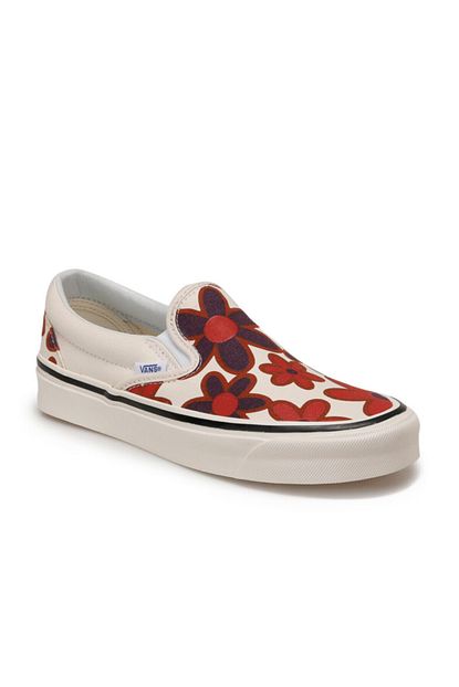 Vans Ua Classic Slip On 98 Dx Cok Renkli Erkek Slip On Ayakkabi Trendyol