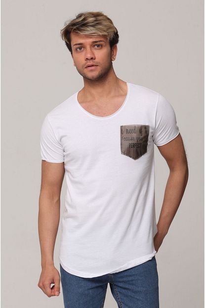 Tarz Cool Erkek Beyaz Kol Bandi Ve Etek Ucu Baskili T Shirt Trendyol