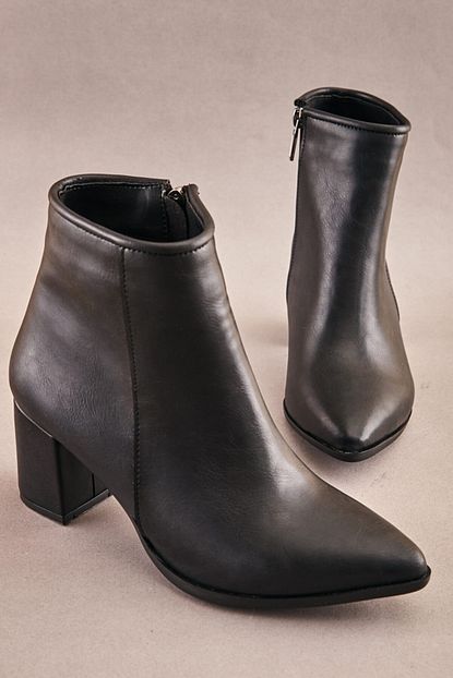 bambi siyah kadin bot bootie k0674170009 fiyati yorumlari trendyol