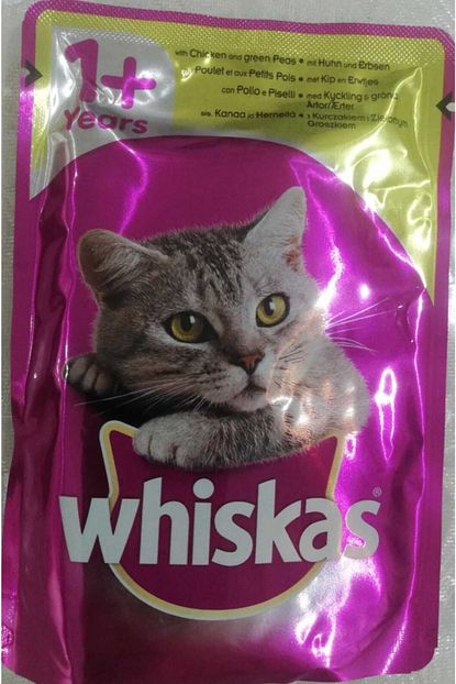 whiskas tavuk bezelye 1 yetiskin kedi yas mama pouch 100gr x 5adt fiyati yorumlari trendyol