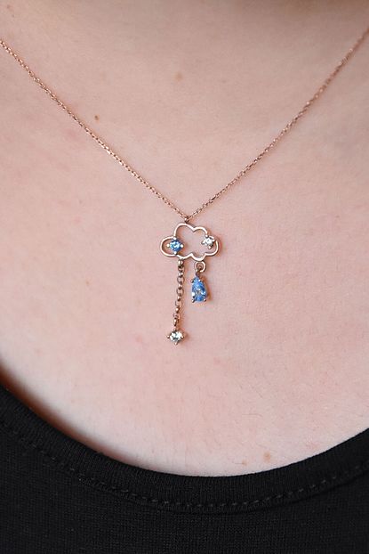 https www trendyol com papatya silver 925 ayar gumus rose altin kaplama yagmur bulut kolye p 76733340