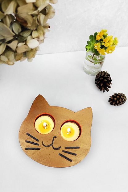 dekoratif kedi yuzu gold beton mumluk