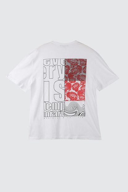 Trendyol Man Beyaz Erkek Sirt Baskili T Shirt Tmnss20ts0656 Trendyol