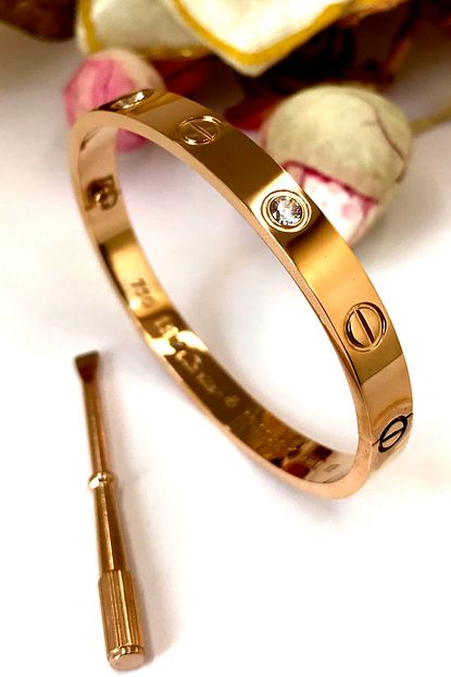 Bin1gecem Taki Vidali Cartier Zirkon Tasli Celik Bayan Bileklik Bilezik 18 Cm Trendyol