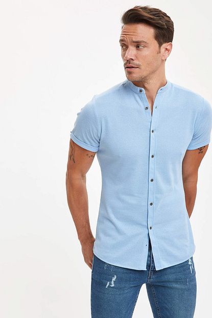 Defacto Erkek Mavi Kisa Kollu Hakim Yaka Modern Fit Orme Gomlek S1850az 20sm Be39 Trendyol